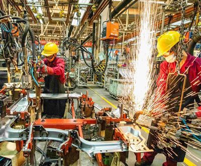 China sees rise in production, new orders in September 2022