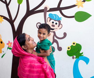 UNICEF partners with the Bangladesh garment industry to support mothers at work