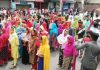 Hundreds of protesters block the highway for due salary and Eid Bonus