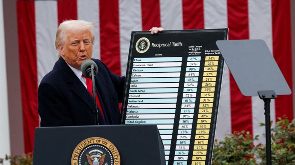 US appeals court rules Trump’s global tariffs illegal, but keeps them in place for now