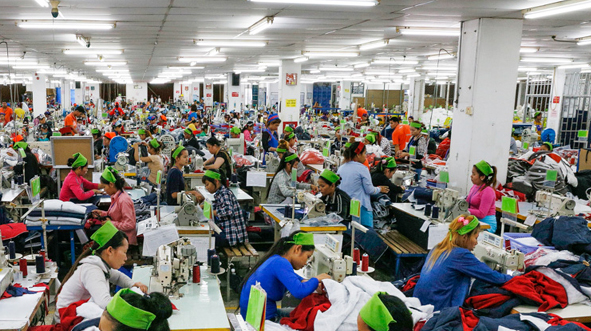 Chinese investors explore expanding textile opportunities in Cambodia