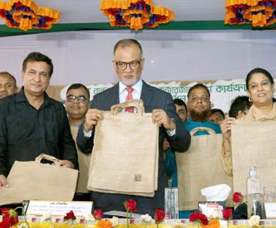 Govt launches subsidised jute bag sales to curb polythene use