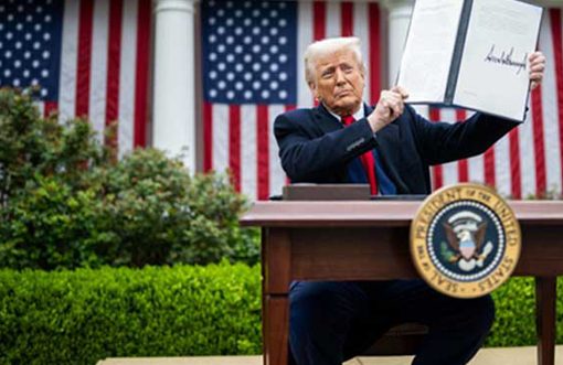 US court orders suspension of unfinalized trump tariffs, raising prospect of refunds