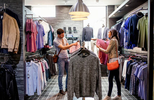 UK fashion & lifestyle retail growth stalls in March as consumer spending weakens