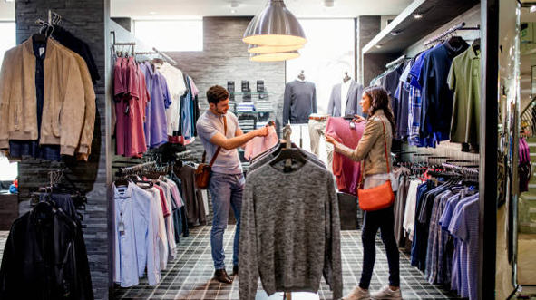 UK fashion & lifestyle retail growth stalls in March as consumer spending weakens