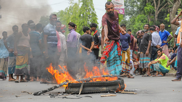 Jute workers continue protests in Khulna over raw jute export ban